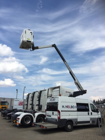 Boxer 3,0 HDI 160HK L2H2 med mandskabslift Boxer 3,0 HDI 160HK L2H2 med mandskabslift
