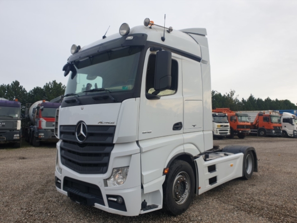 Actros 1848 LSnRL4x2 Stream space Mega Actros 1848 LSnRL4x2 Stream space Mega