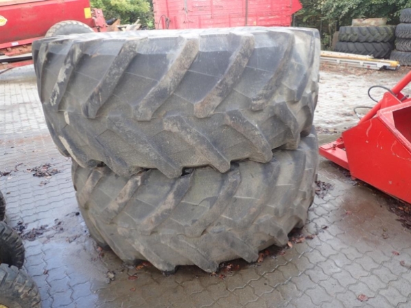 710/70R42, 2 stk. 710/70R42, 2 stk.