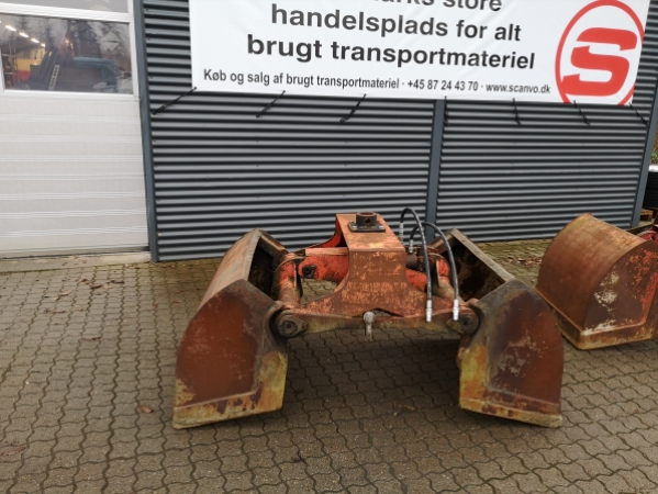 Sandgrab 700 ltr. Sandgrab 700 ltr.