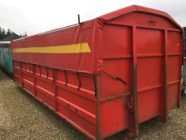 6100 mm midt skillerum ca 26m3 6100 mm midt skillerum ca 26m3