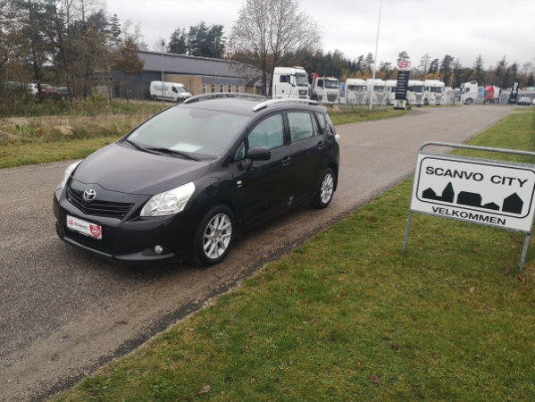 Verso Sportsvan 2,2 D-4D aut Verso Sportsvan 2,2 D-4D aut