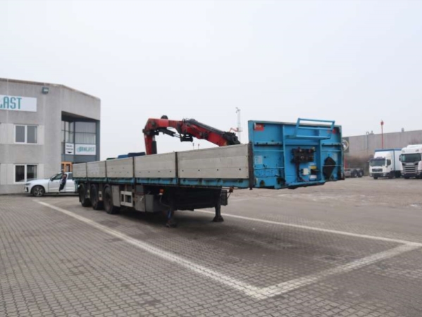2011 Med kran 222342-1230759.jpg 2